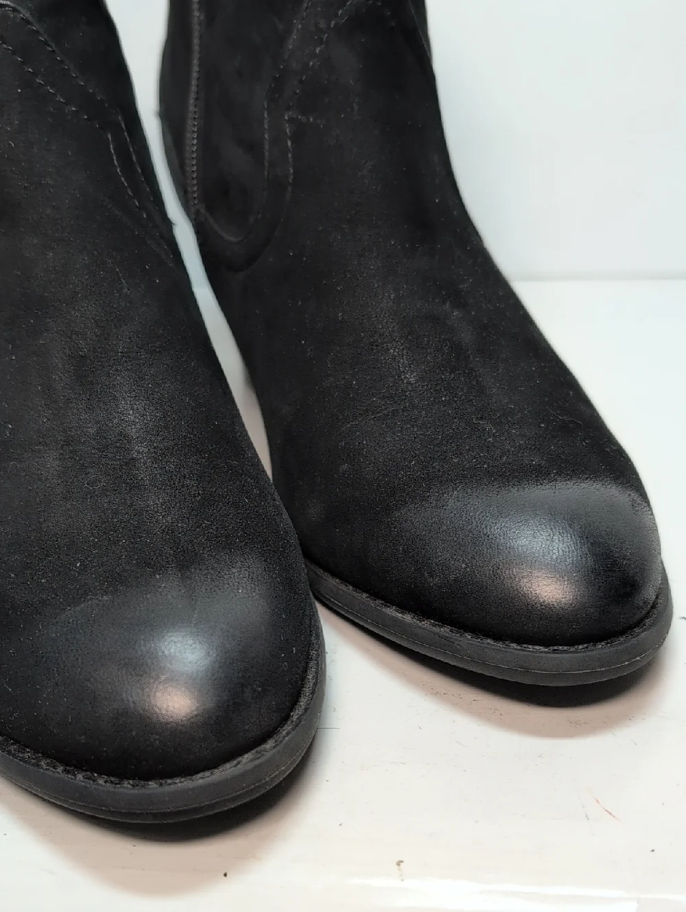Vionic Upright Windom ankle boots western style booties. Womans size 8.5 EU 40
